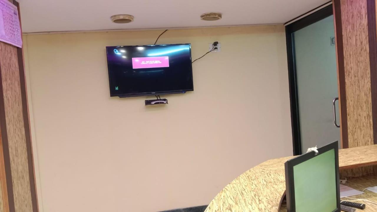 ホテル Kl Residency マイソール エクステリア 写真